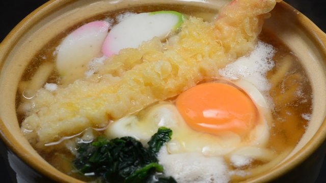 鍋焼きうどん