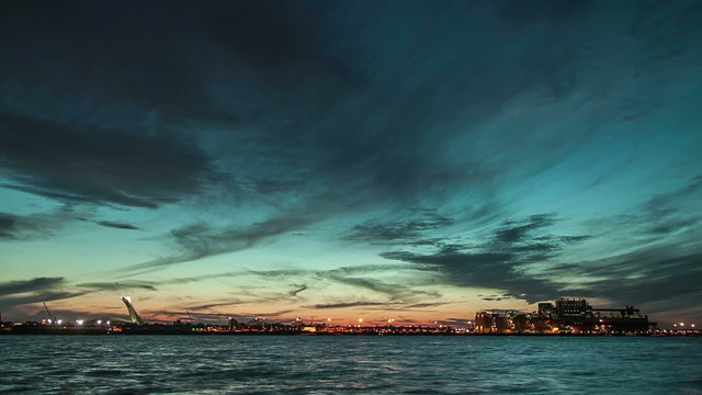 Motion-Photo (Cinemagraph) Time Lapse of Ste-Lawrence River at Night