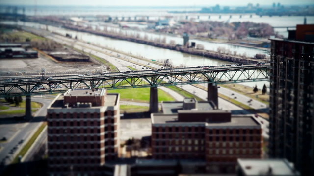 Motion-Photo (Cinemagraph) of the Traffic on the Jacques-Cartier bridge of Montreal