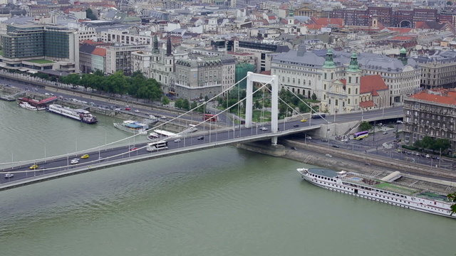 Elizabeth bridge in Budapest. Traffic