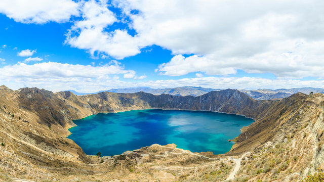 Volcan Quilotoa paysage Equateur Ecuador