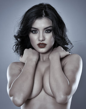 Fototapeta Hispanic beauty closeup