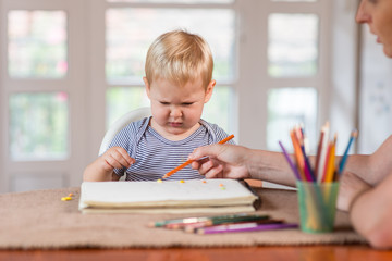 Mum learns little boy drawing