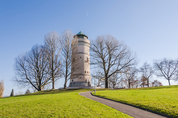 Obraz premium Basel, Stadt, Bruderholz, Wasserturm, Wanderweg, Spaziergang, Aussichtspunkt, Winter, Schweiz