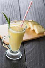pineapple smoothie