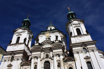 Fototapeta na wymiar Prag, St. Nikolaus-Kirche