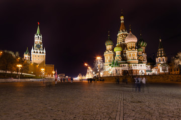Spasskaya tower of Kremlin and cathedral in night