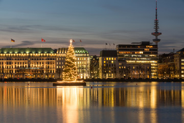 Neuer Jungfernstieg vor Weihnachten