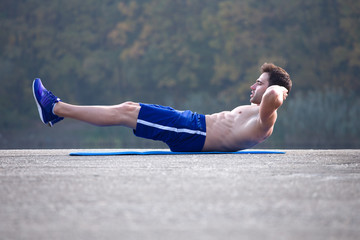 crunches outdoor