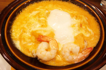 海老と半熟卵のうにソースドリア