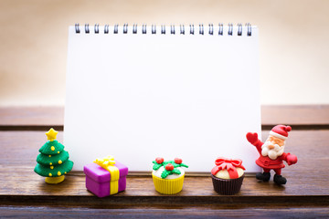 Notebook to display your artworks. with cute vintage christmas n