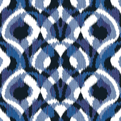 Three Leaf Clover Scallop Pattern Seamless Background Tile