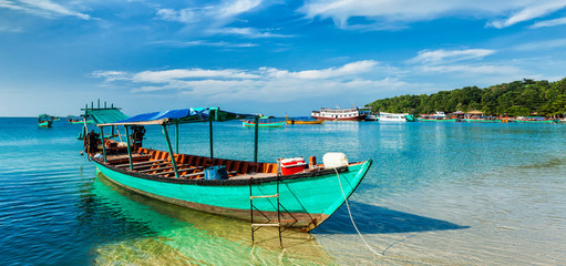 Boats in Sihanoukville - obrazy, fototapety, plakaty