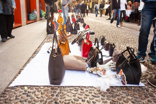 Counterfeit italian bags for sales in the street