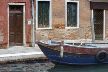 Fototapeta na wymiar street view from Venice