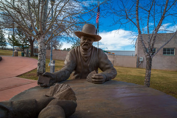 Show low Statue of famous card game.