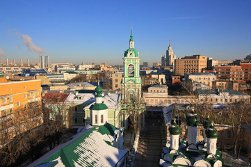 Fototapeta premium Moscow church from rooftop
