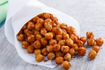 Tuinposter Roasted spicy chickpeas  © koss13