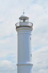 A view of the whole Kiama lighthouse.