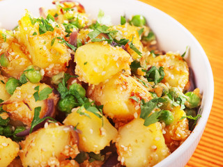 Potatos with sesame and cilantro