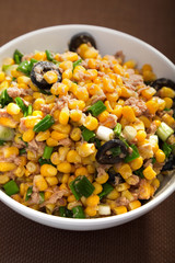 Salad with tuna fish and white corn