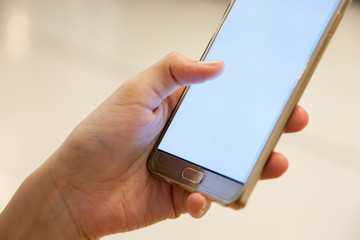 Shopping on the mobile phone