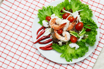 Seafood salad and chili