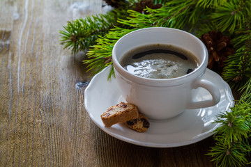 Obraz na płótnie Canvas Coffee and italian cookies biscotti, christmas tree