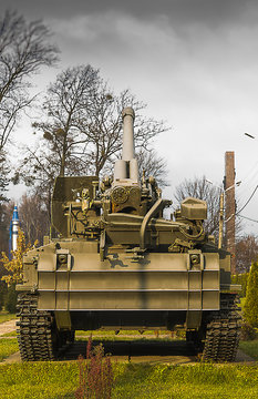 Self-propelled artillery  2S5 "Hyacinth-S"