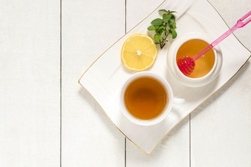 Useful tea with honey, lemon and mint
