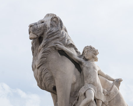 L'Enfant et le Lion, Marseille 