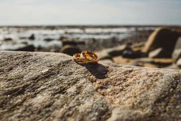 wedding ring closeup stone