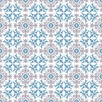 Seamless background image of vintage royal kaleidoscope pattern.
