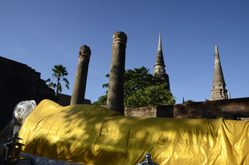 Buddhistischer Tempel und Buddhastatue in Asien