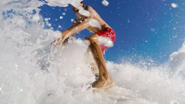 POV Surfing (Slow Motion)