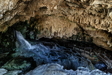 Fototapeta na wymiar Kaklik Cave in Denizli