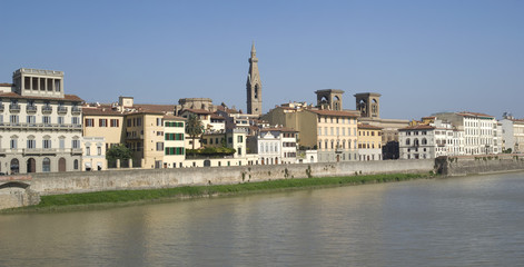 Fototapeta na wymiar Florence old town buildings on the riverbank Arno