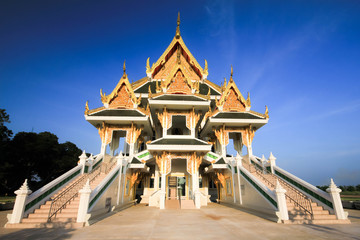 Fototapeta premium Thai temple