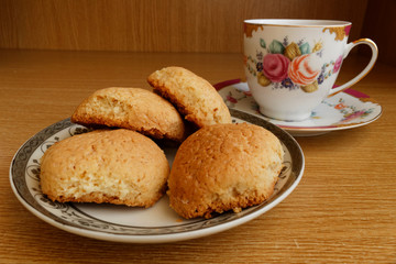 kahvaltı çay ve kurabiye