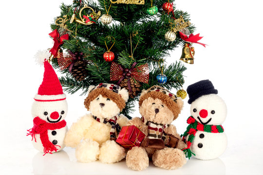 Snow Man bears and Christmas trees on a white background.