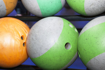 balls for bowling games