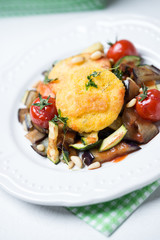 Grillgemüse mit gebratener Polenta, vegan