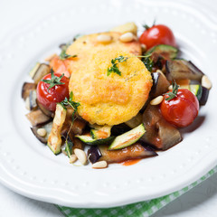 Grillgemüse mit gebratener Polenta, vegan