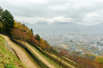 Fototapeta na wymiar city view during autumn