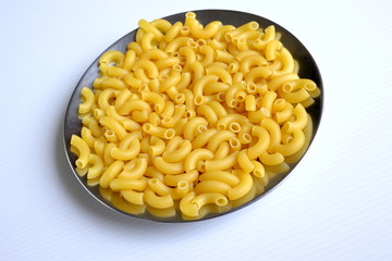 macaroni in dish