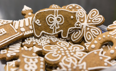 Gingerbread pig with sugar icing
