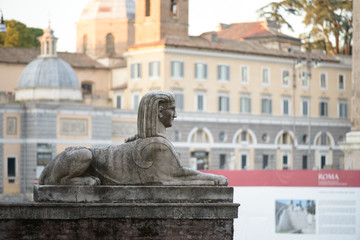 Fototapeta na wymiar sphinx in popolo square