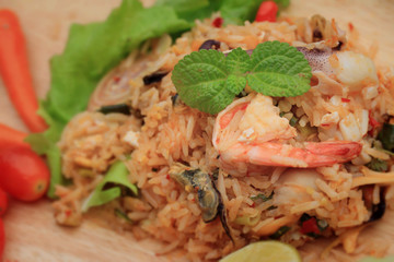 Fried rice with seafood