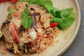 Fried rice with seafood