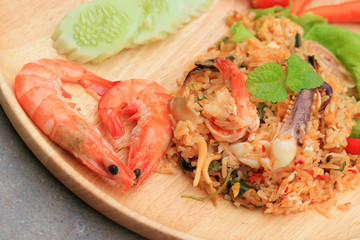 Fried rice with seafood